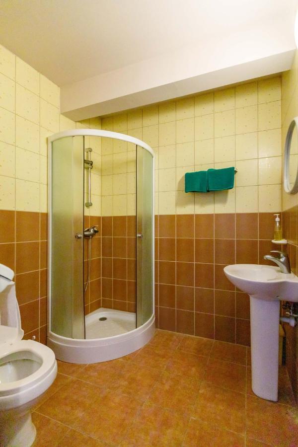 Viesu Nams “Dimantu Ferma” Otel Ikšķile Dış mekan fotoğraf