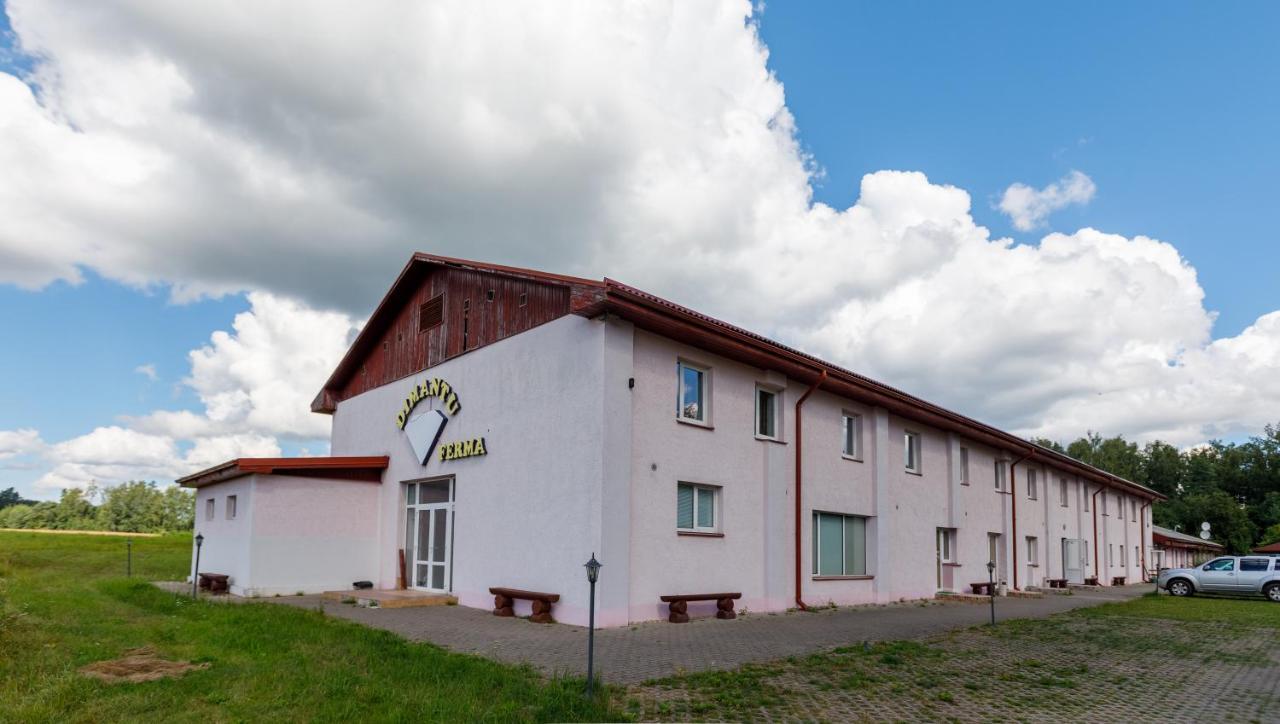 Viesu Nams “Dimantu Ferma” Otel Ikšķile Dış mekan fotoğraf