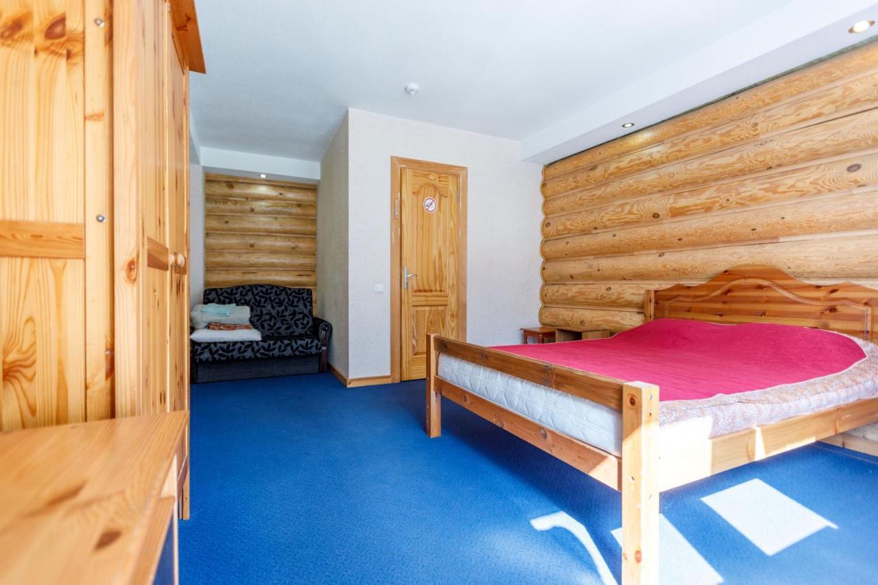 Viesu Nams “Dimantu Ferma” Otel Ikšķile Dış mekan fotoğraf