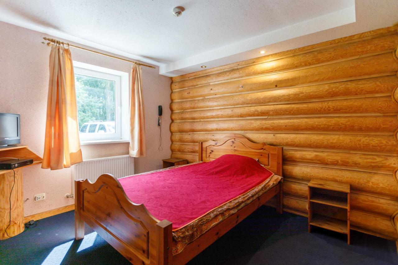 Viesu Nams “Dimantu Ferma” Otel Ikšķile Dış mekan fotoğraf