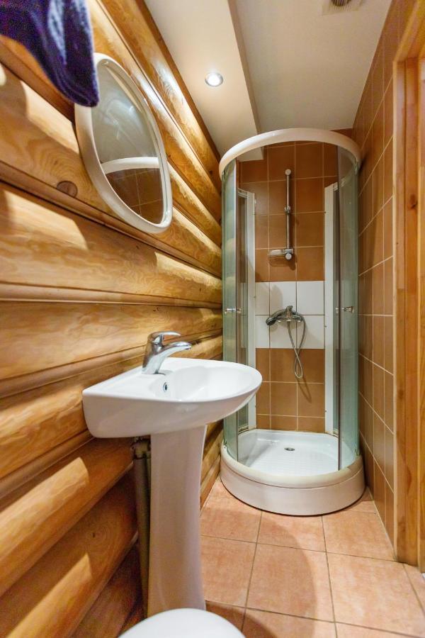 Viesu Nams “Dimantu Ferma” Otel Ikšķile Dış mekan fotoğraf