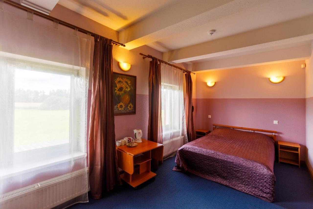 Viesu Nams “Dimantu Ferma” Otel Ikšķile Dış mekan fotoğraf