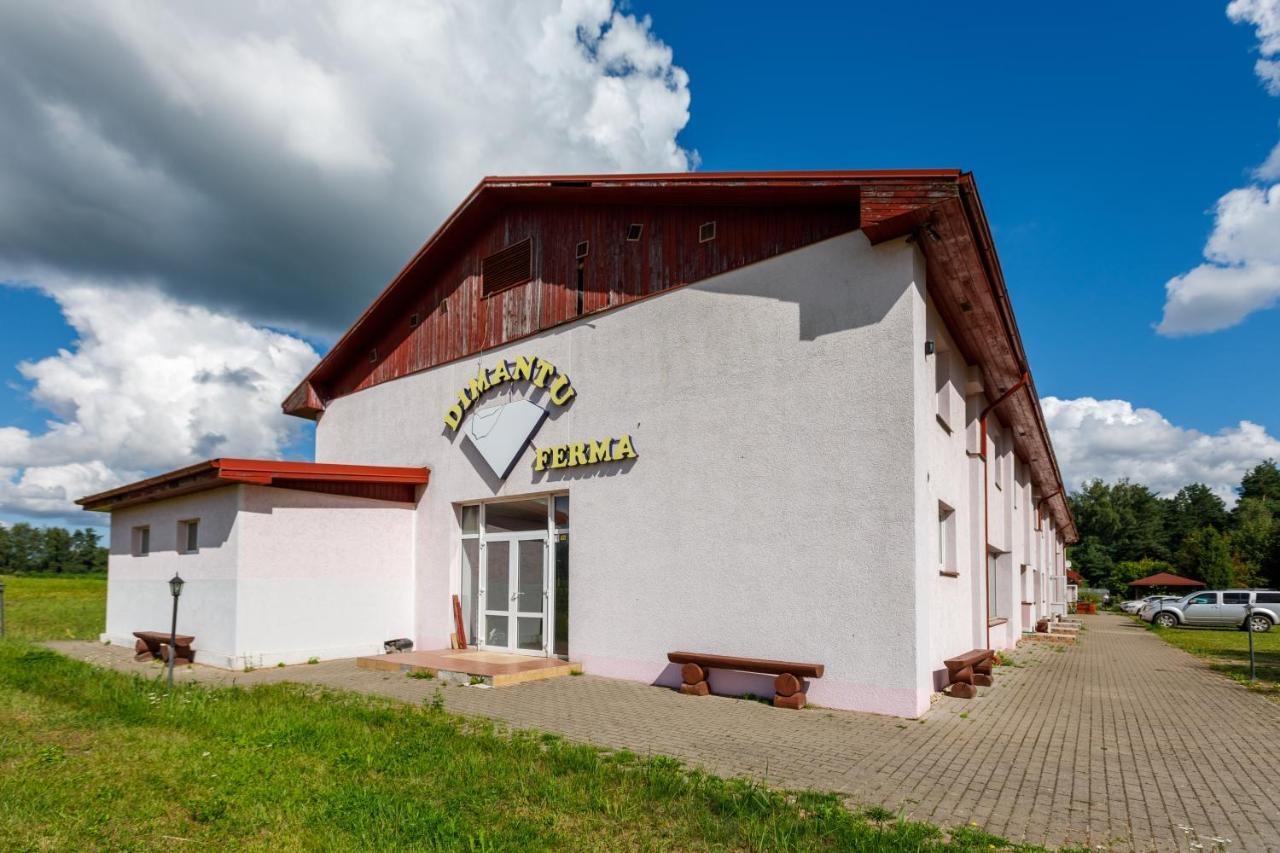Viesu Nams “Dimantu Ferma” Otel Ikšķile Dış mekan fotoğraf