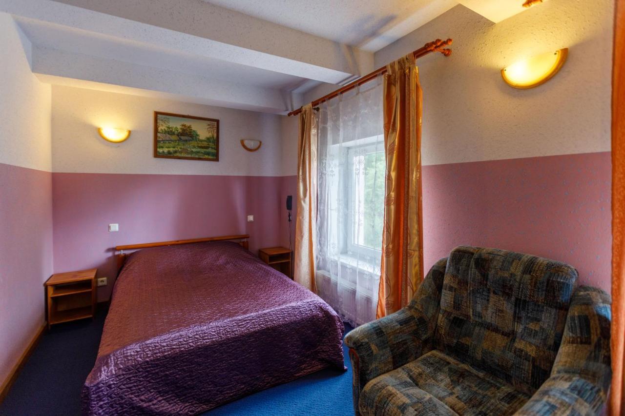 Viesu Nams “Dimantu Ferma” Otel Ikšķile Dış mekan fotoğraf