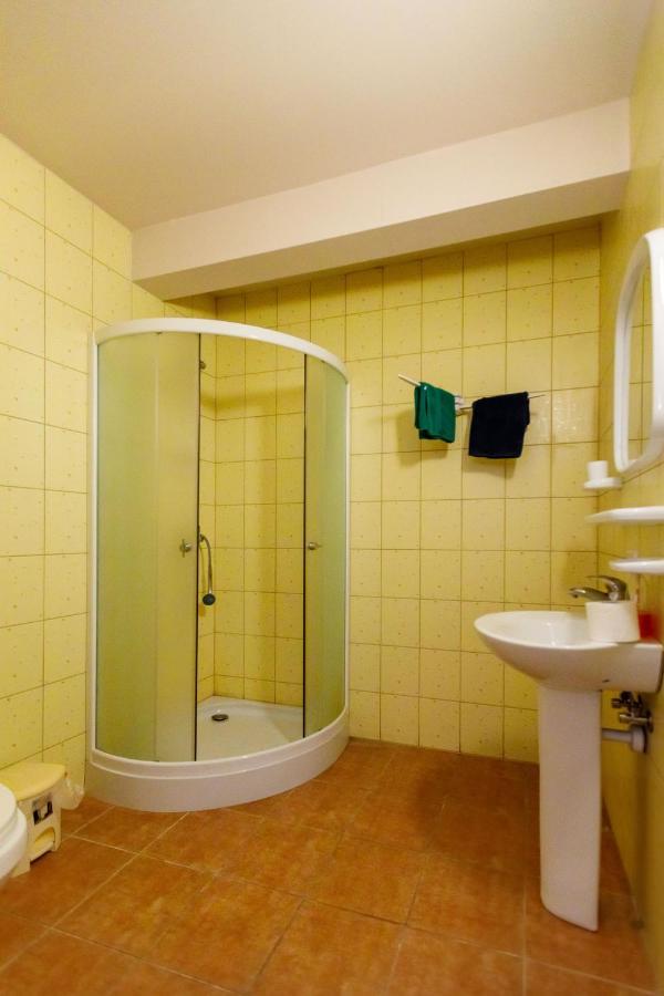 Viesu Nams “Dimantu Ferma” Otel Ikšķile Dış mekan fotoğraf