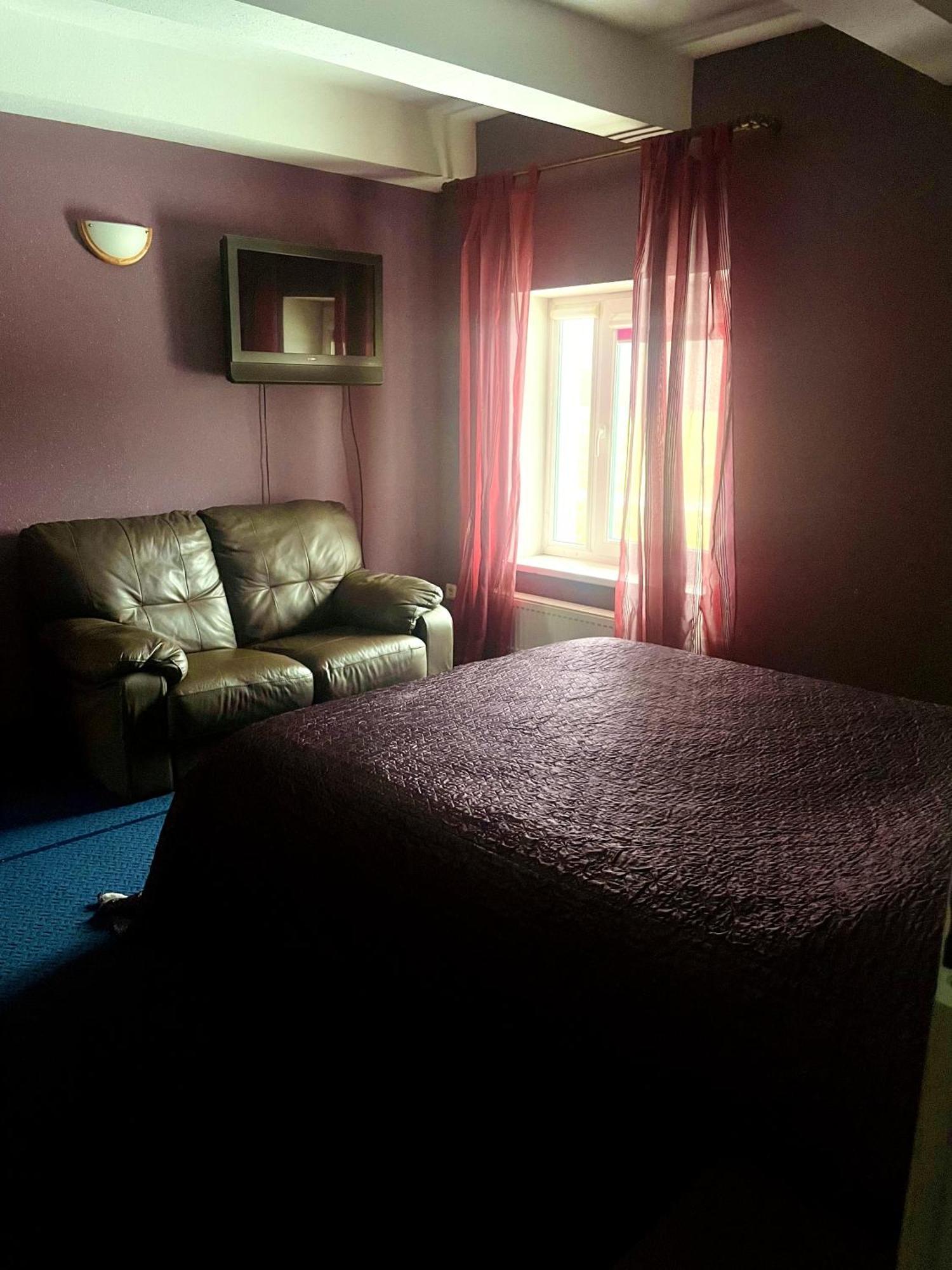 Viesu Nams “Dimantu Ferma” Otel Ikšķile Dış mekan fotoğraf